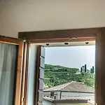 Ai Archi Di Andreola Monica Oda ve Kahvaltı Farra di Soligo
