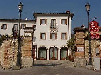 Ai Archi Di Andreola Monica