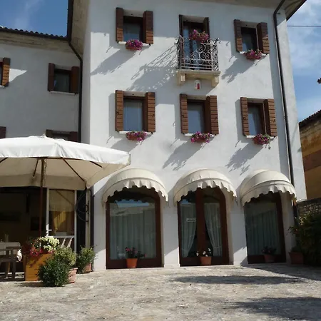 Ai Archi Di Andreola Monica